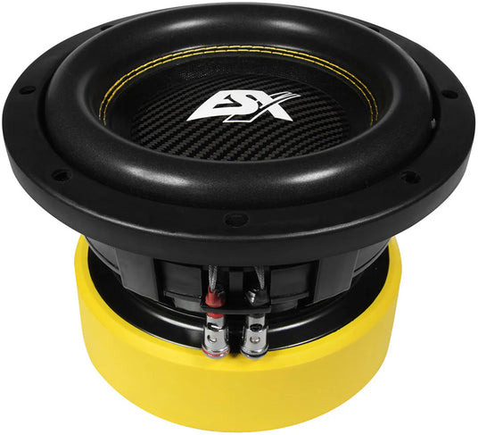 ESX QXE8D2 Subwoofer mit Carbon-Membran, gelbem Motorkorb und sichtbaren Anschlussklemmen